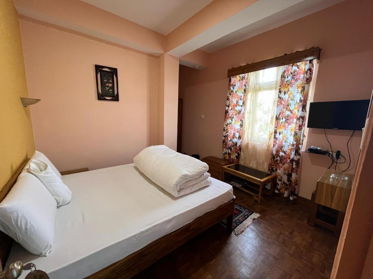 Alpine Guest House Gangtok Buitenkant foto